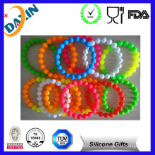 100% Food Grade baratos Bead Charme Silicone Pulseira